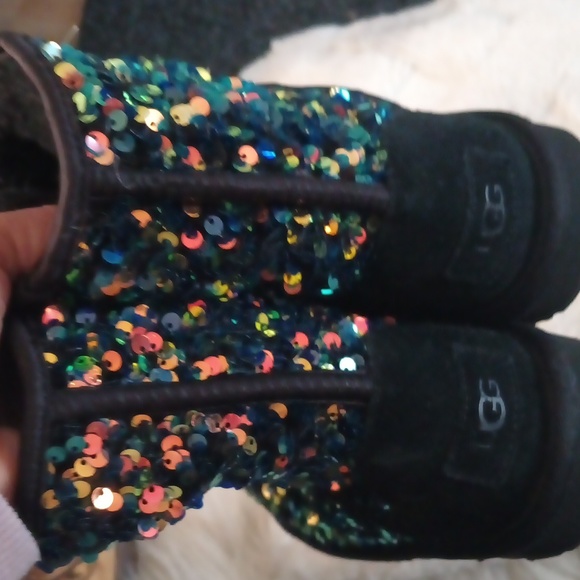 UGG boots - Picture 10 of 10